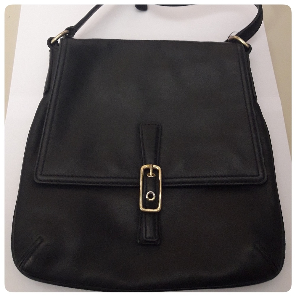 Coach Vintage 9592 Black Leather Crossbody Bag